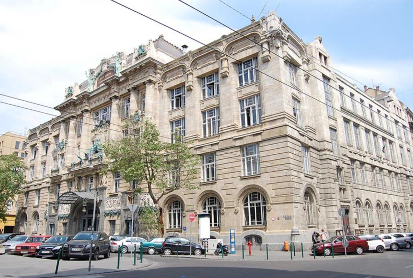 Andrassy Adventures Apartment Budapest Exterior photo